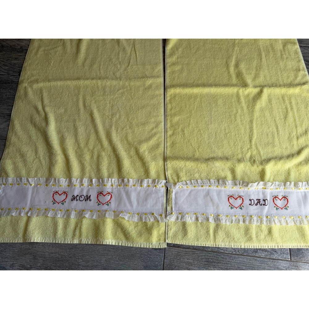 JCPenney Bath Towel Set Vintage Lace Hearts 70s NWOT Cottagecore Mom Dad Yellow